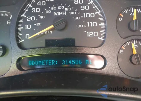 2005 Chevrolet Silverado 1500 Ls z USA, uszkodzony, nr VIN 2GCEC13T451334360